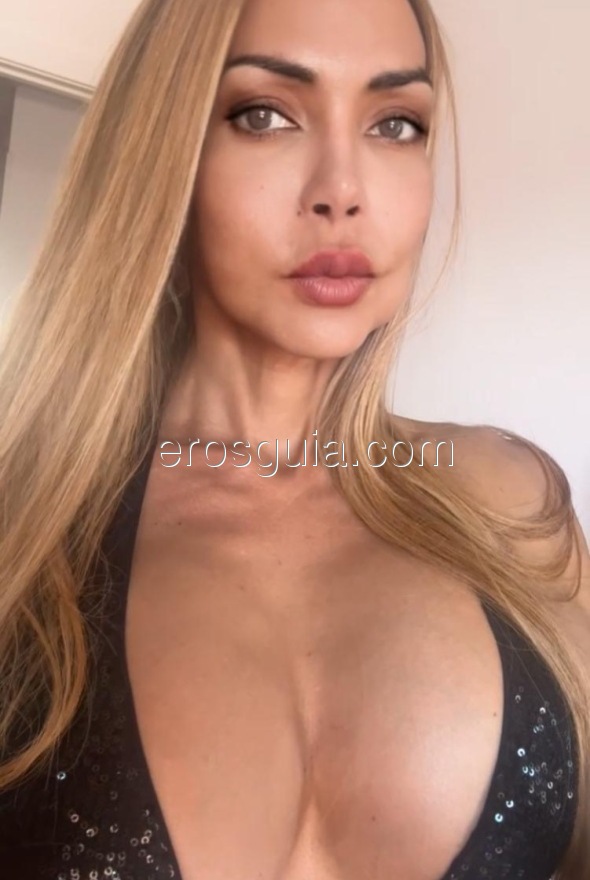 Ellen Houston, trans escort