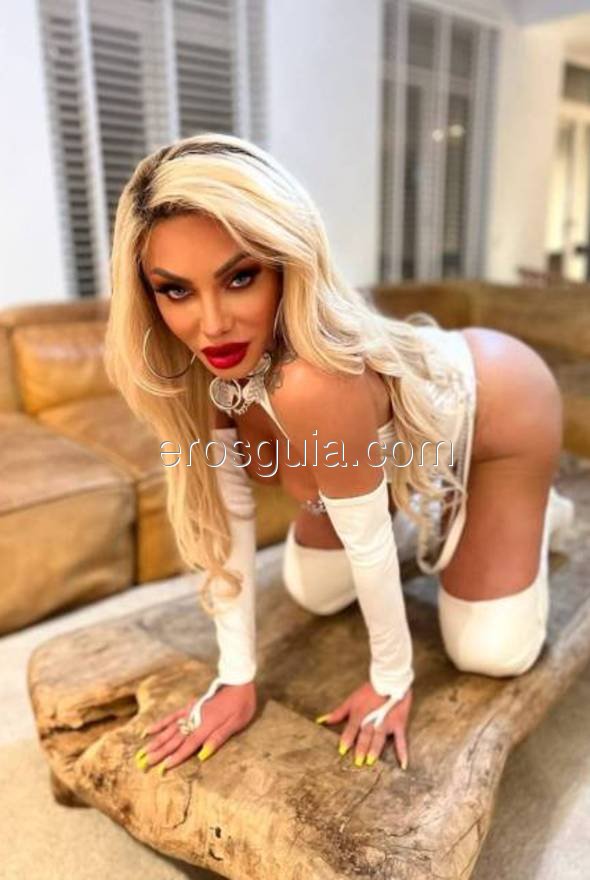 Marjory Massafera, trans a barcellona Brasiliana
