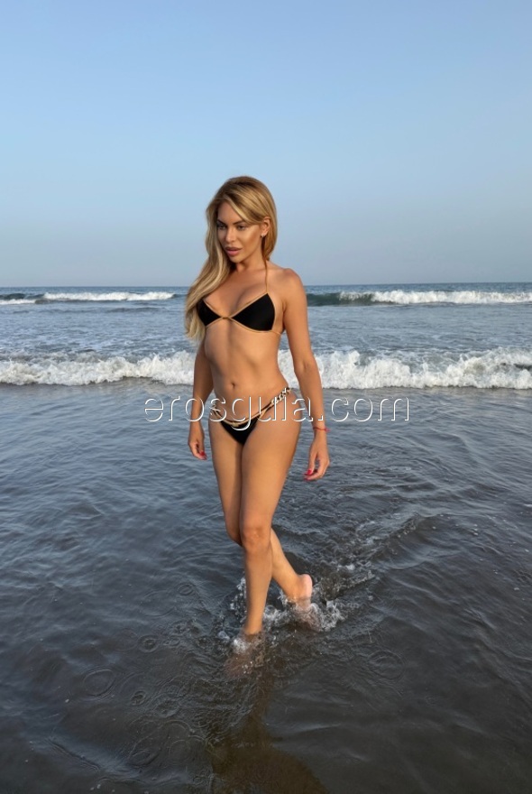 Daniella Larsen, escort trans