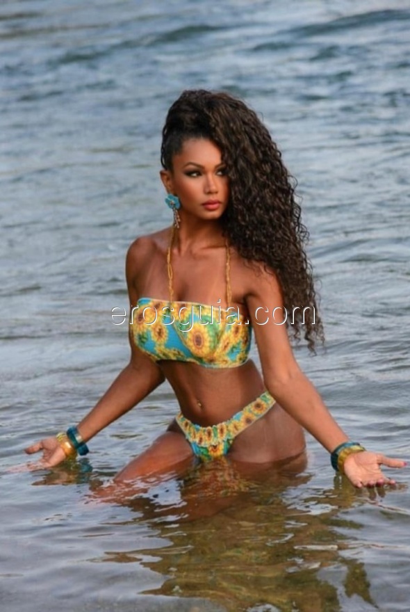 Paula, escorte trans à barcelone Brésilienne