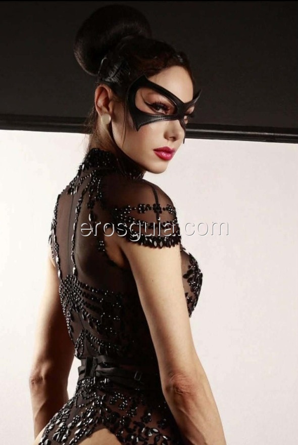 Señorita, escort escort Spain Brazilian