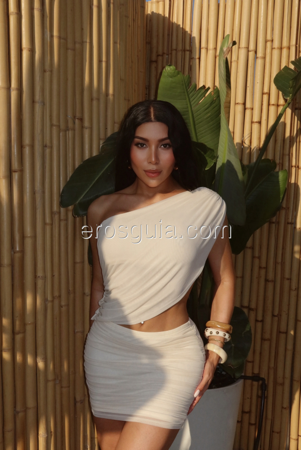 Larissa Miller, Venezuelana