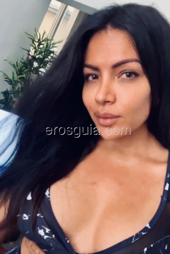 Angie Fox, trans escort Barcelone Colombienne