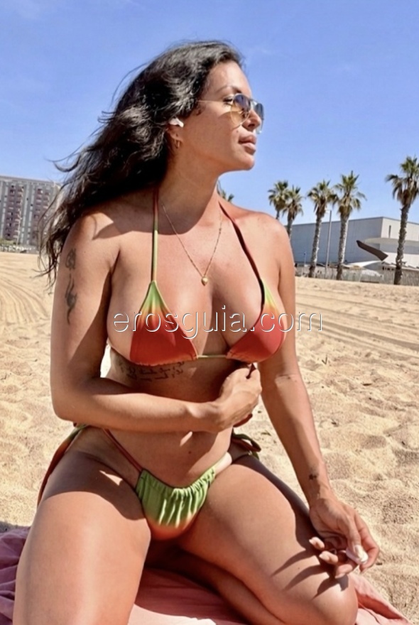 Angie Fox, trans barcellona Colombiana