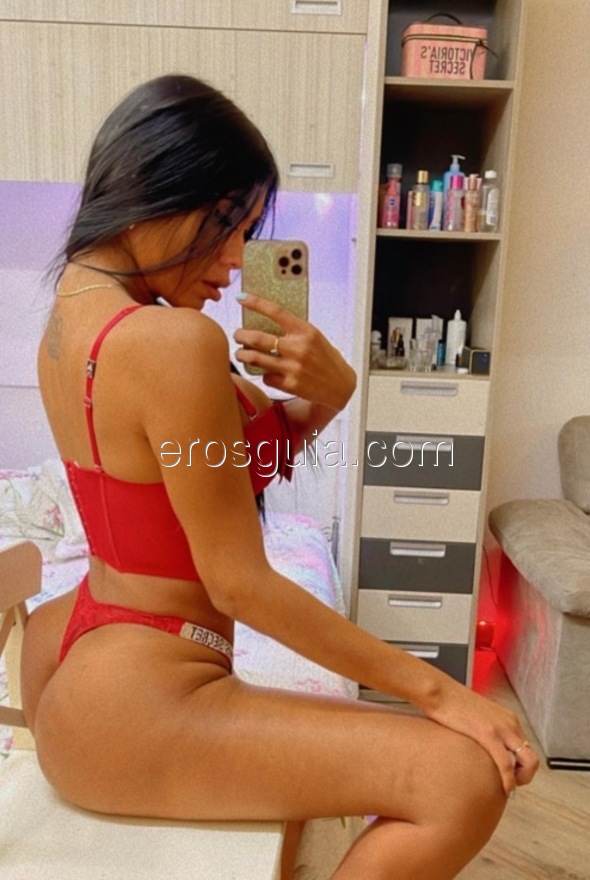 Delfina, escort travesti Argentina