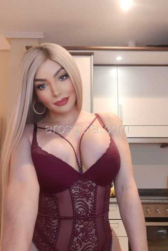 Cinthia, Colombiana