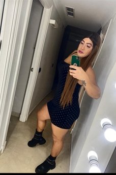 Shanell, Colombienne