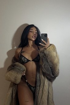 Shara, trans a barcellona Colombiana