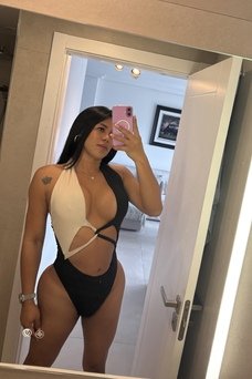 Kynasha, escort travesti Colombiana