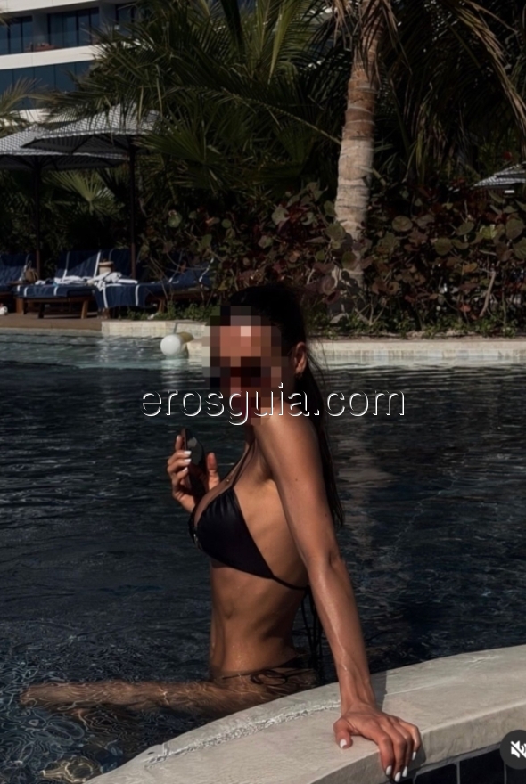Española, escort girl à Espagne
