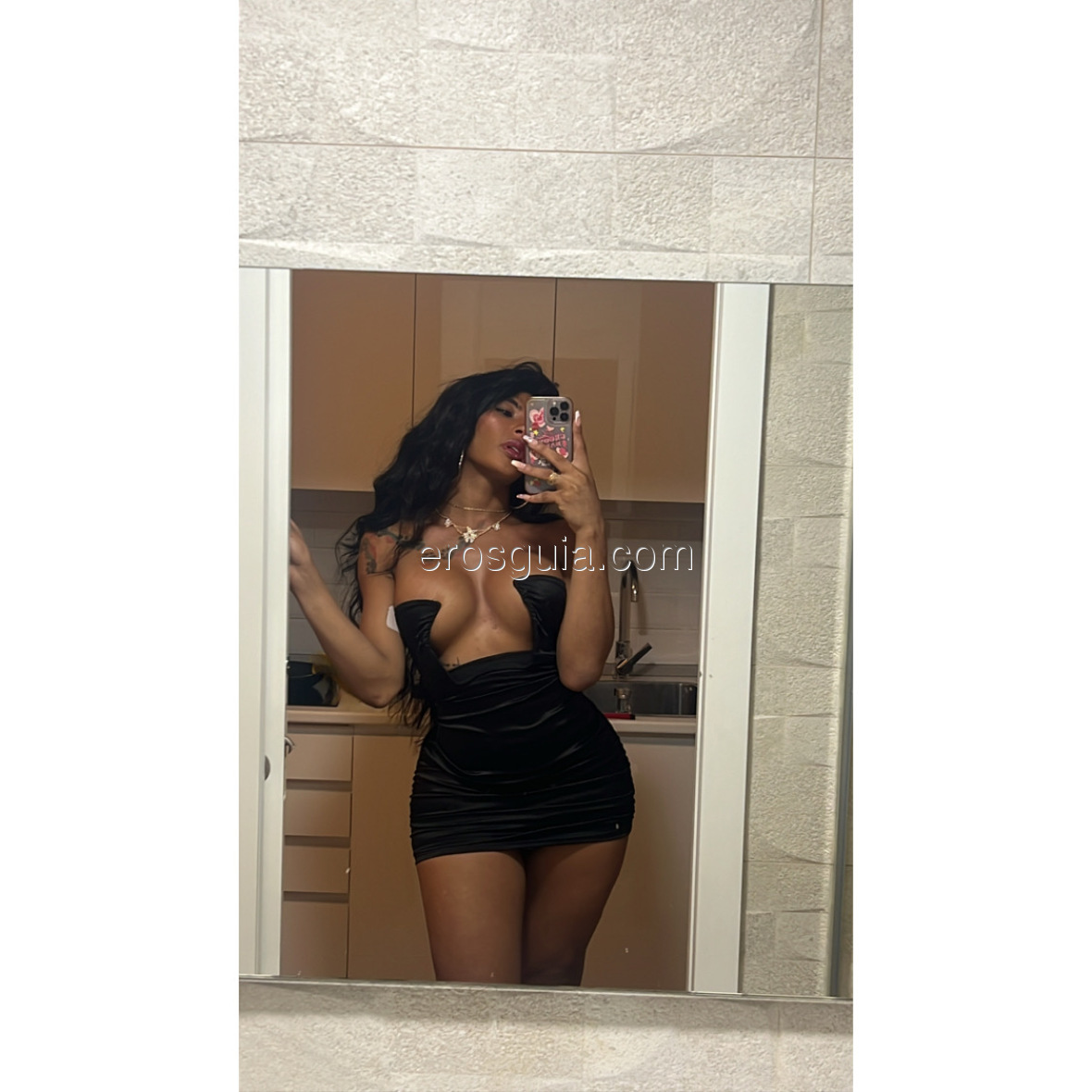 Romina García, trans escort Madrid Colombian