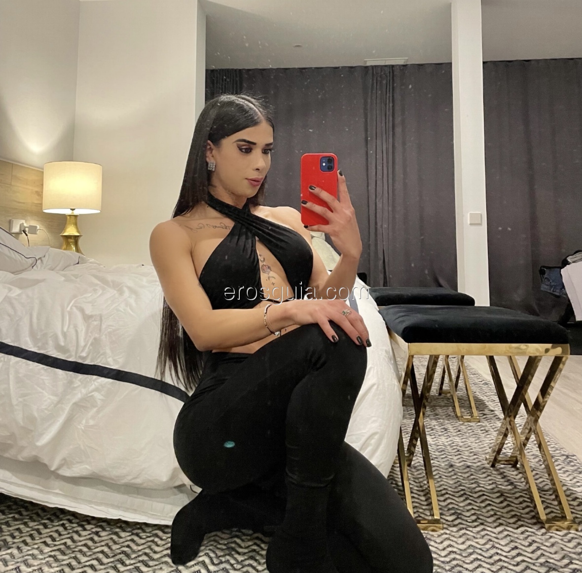 Aleja, Colombian