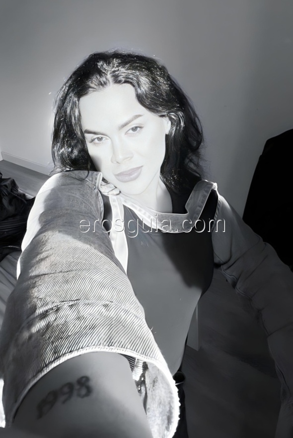 Amassona, escort trans