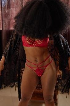 Baby , escort en barcelona Brasileña