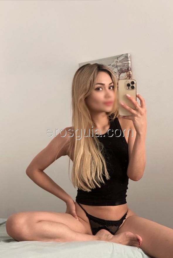 Elizabeth, escort en barcelona Colombiana