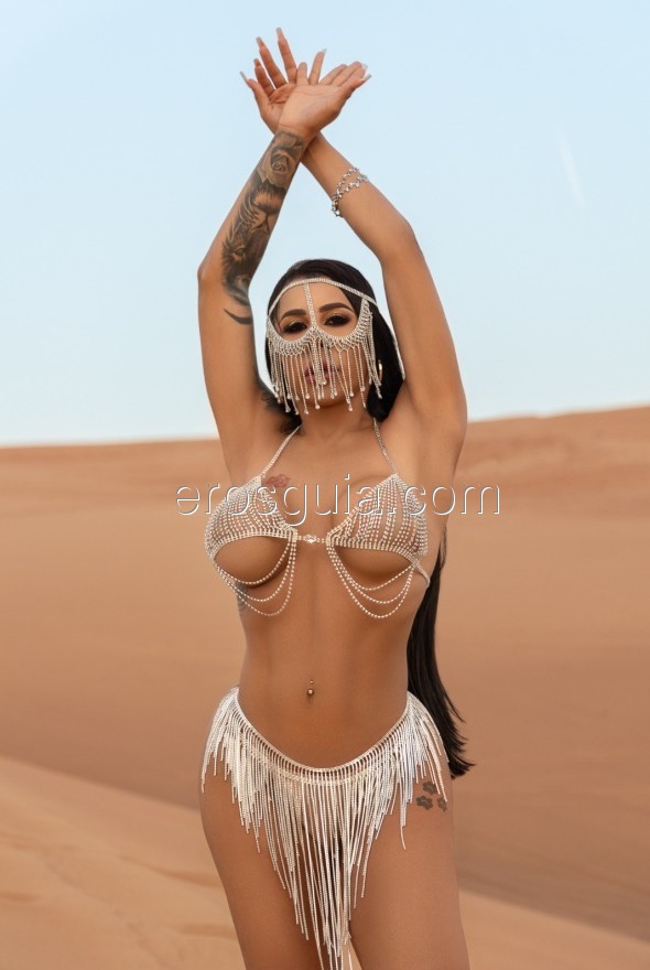 Ariana, escort trans barcelona Brasileña