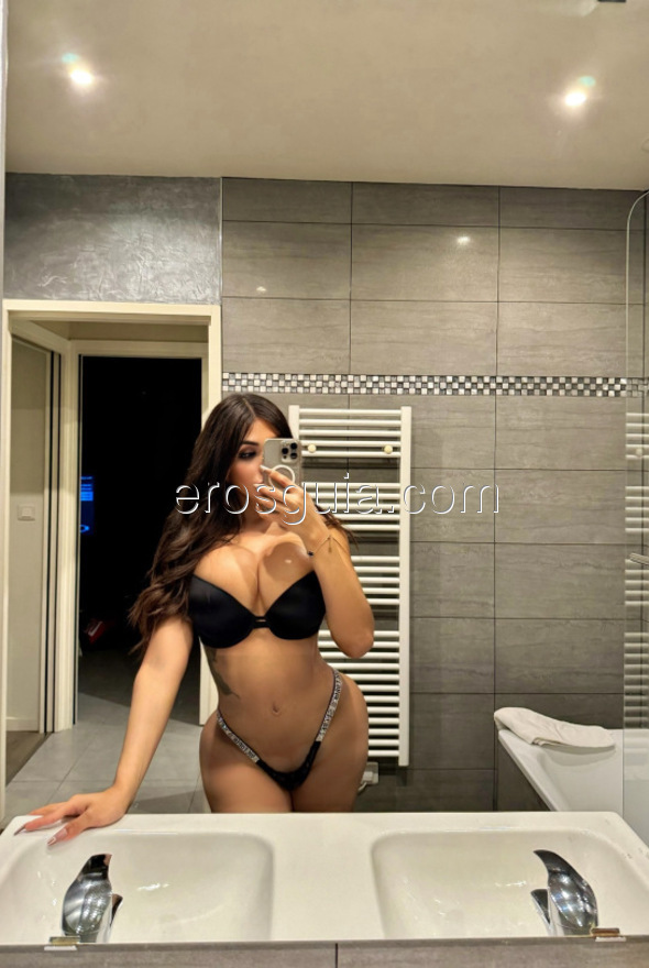 Oriana Piazza, escort trans