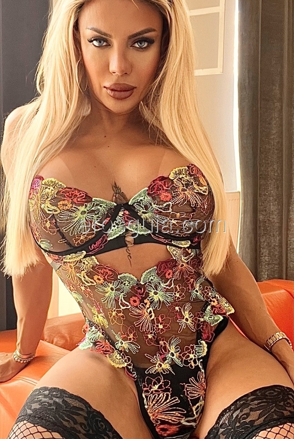 Amanda Lear, escort trans en madrid