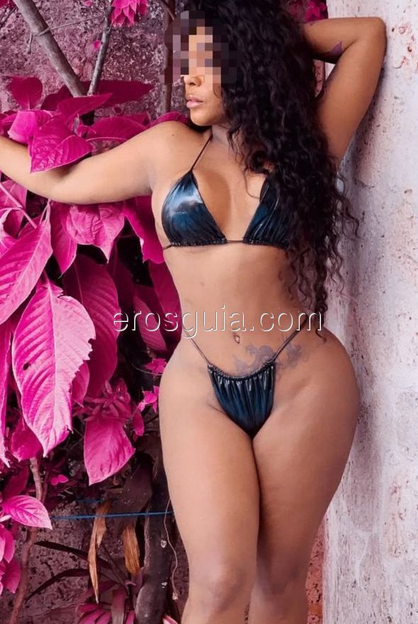 Laura, Dominicana