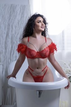 Alexandra, Travesti en Barcelona