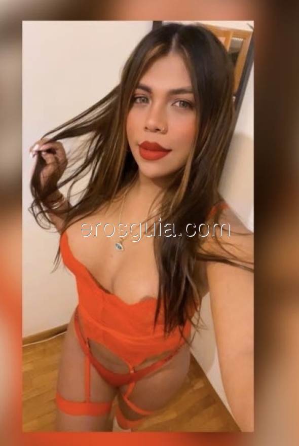 Valentina , Colombiana