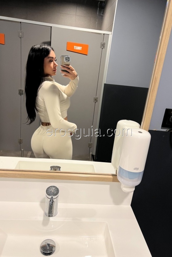 Fantine, escort trans in madrid Brazilian