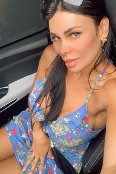 Mariana, trans escort Colombia