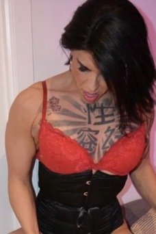 Lucy Canaria, Spanish