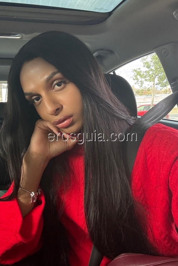 Rebeca, escort travesti Brasileña
