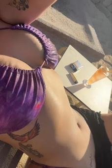 Andrea, Colombienne
