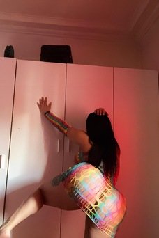 Andrea, Colombiana