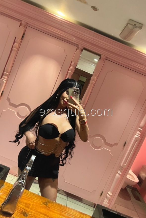 Karina Montoya 