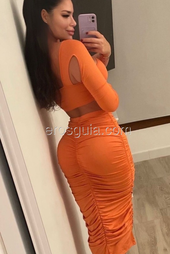 Luna, escort Barcelona Colombian