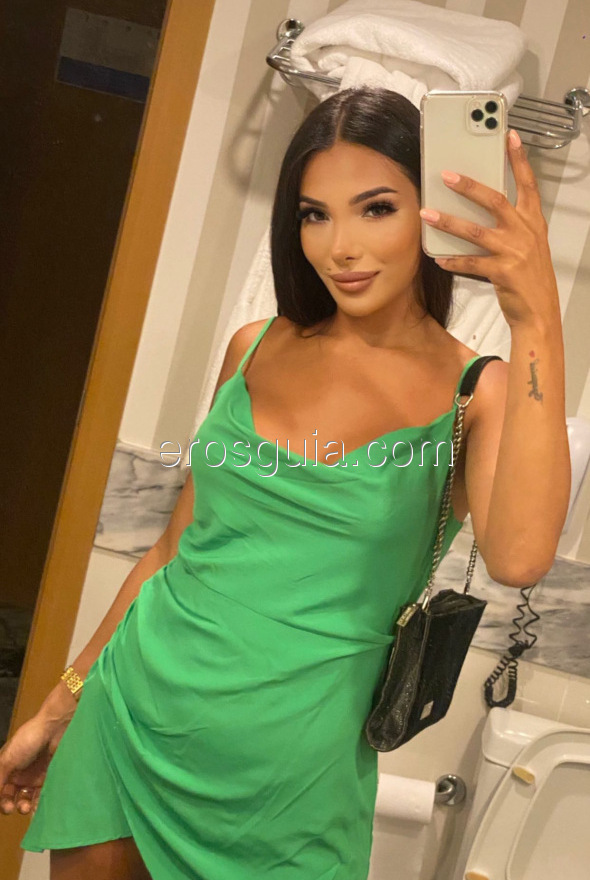 Roxy, escort escort Barcelona Uruguayan