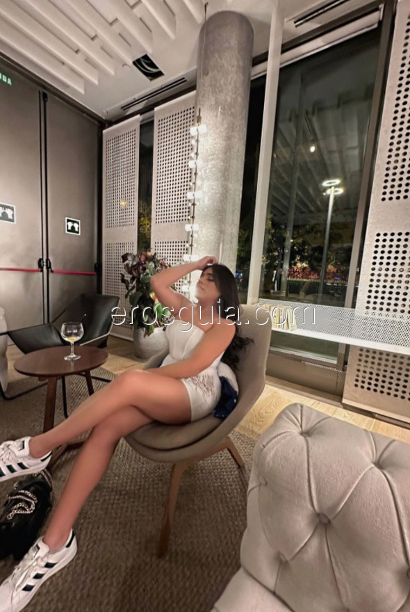 Camila Aguirre, escort trans Peruviana