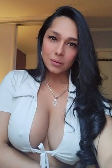 Nicole, Panaméenne