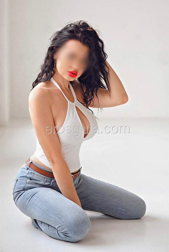 Julia, escort Madrid Polish