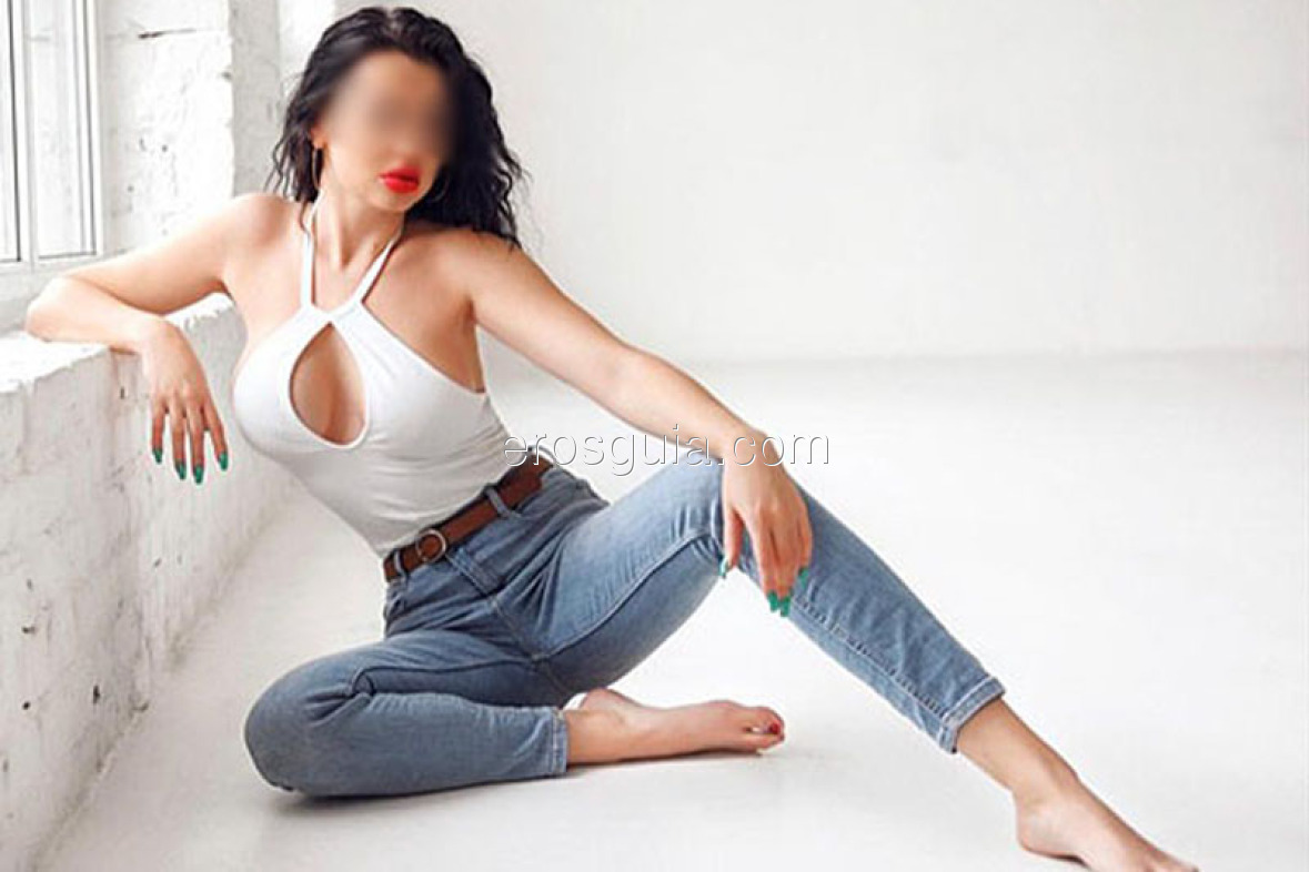 Julia, Madrid escort Polish