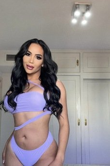 Estefania Bracamontes , shemale escort spain Venezuelan