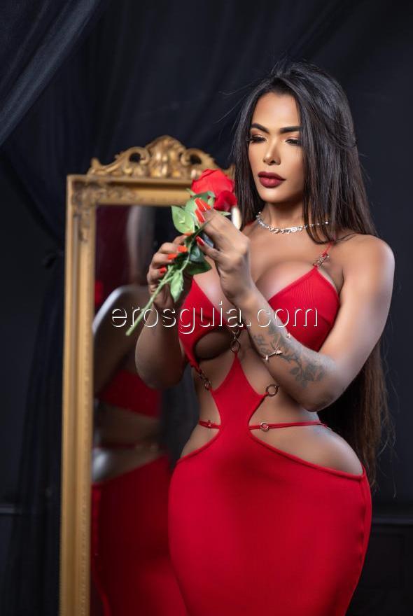 Isa, escort trans barcelona Brasileña