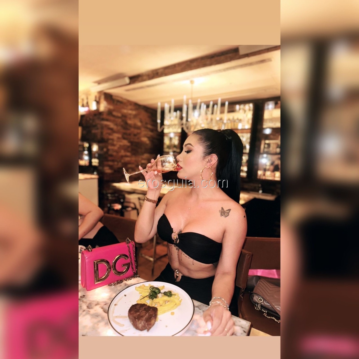 Anthonella yturve , Peruana