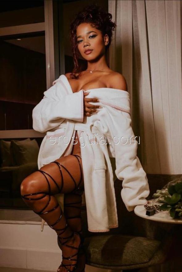 Sol Valiente, escort en barcelona