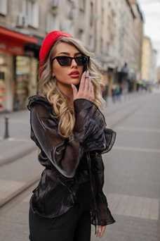 Verónica , Colombiana