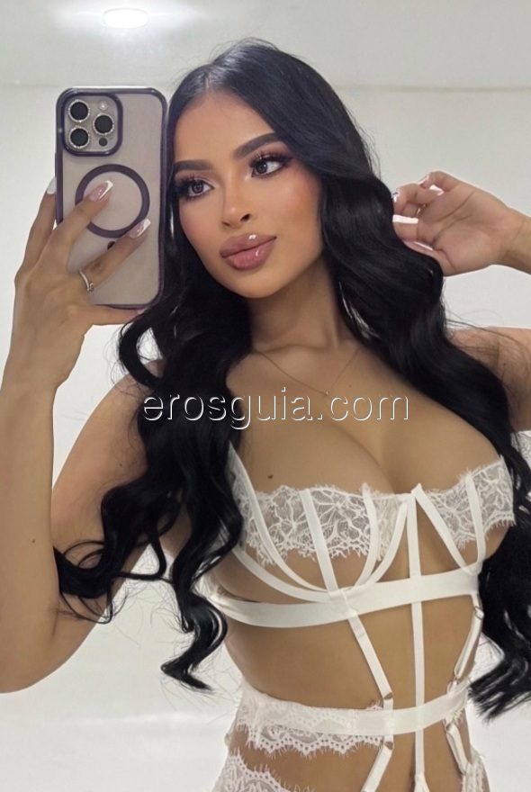 Alison, escort girl à Barcelone