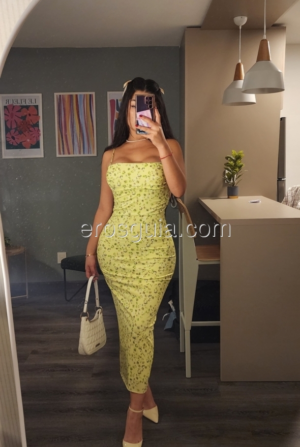 Zayra, Madrid escort Argentinian
