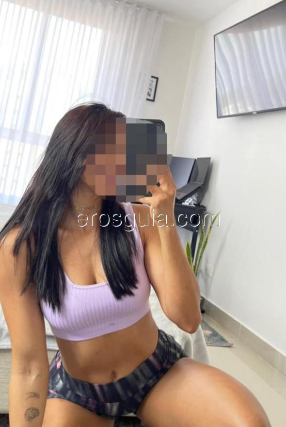 Angie, escort girl à Marbella