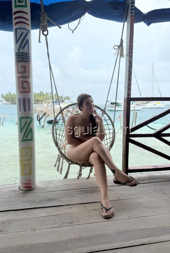 Esmeralda, escort madrid Colombiana