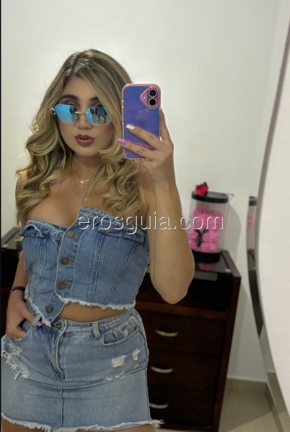 Esmeralda, Madrid escort Colombian