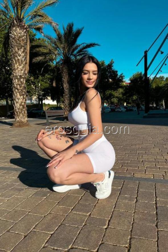 Mia, escort marbella Colombiana