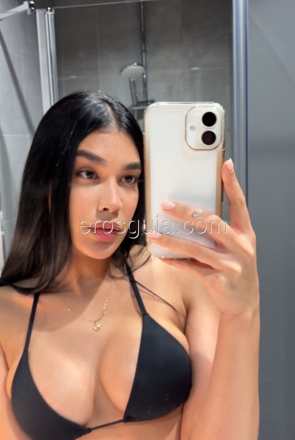 Aleja, escort barcelona Colombiana